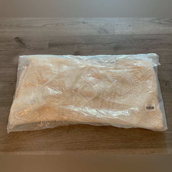 Taylor Swift “The Cardigan” Album Folklore Cardigan - Picture 2 of 9